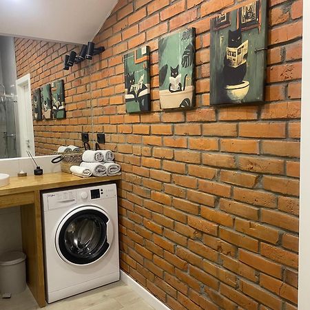 Ferienwohnung «Гори́Ще На Площі Польський Ринок» Kamjanez-Podilskyj Exterior foto