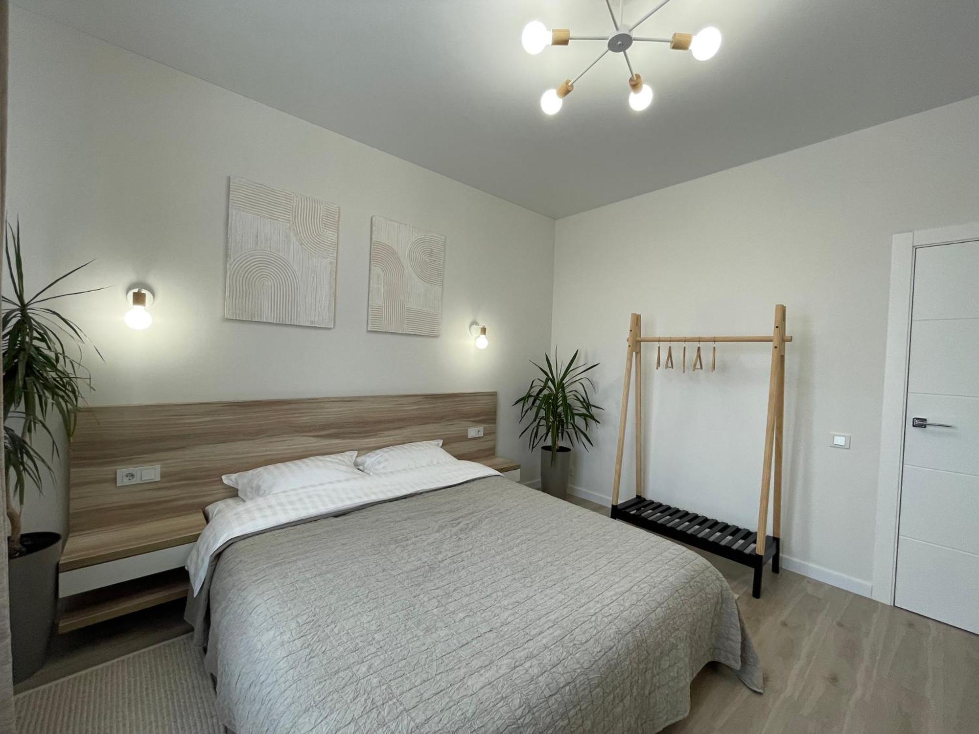 Ferienwohnung «Гори́Ще На Площі Польський Ринок» Kamjanez-Podilskyj Exterior foto