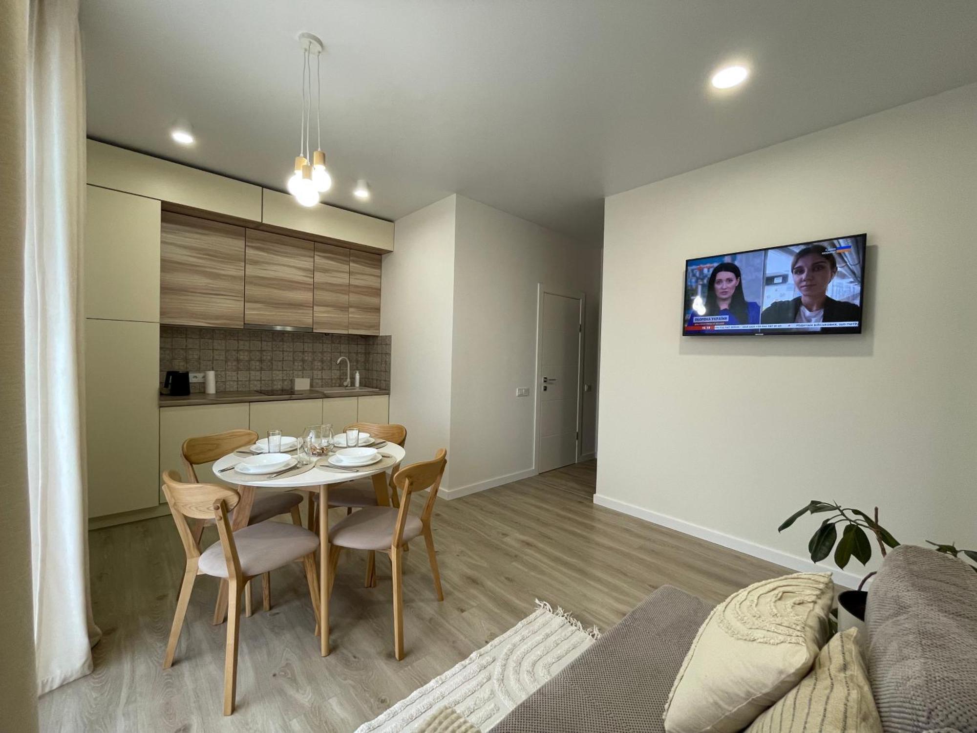 Ferienwohnung «Гори́Ще На Площі Польський Ринок» Kamjanez-Podilskyj Zimmer foto