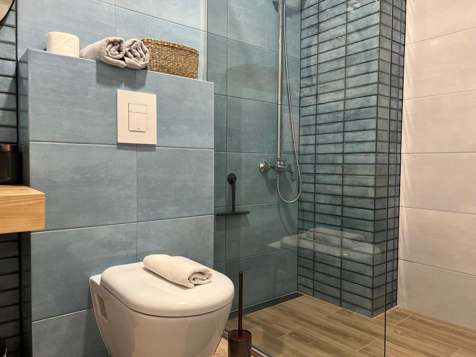 Ferienwohnung «Гори́Ще На Площі Польський Ринок» Kamjanez-Podilskyj Exterior foto