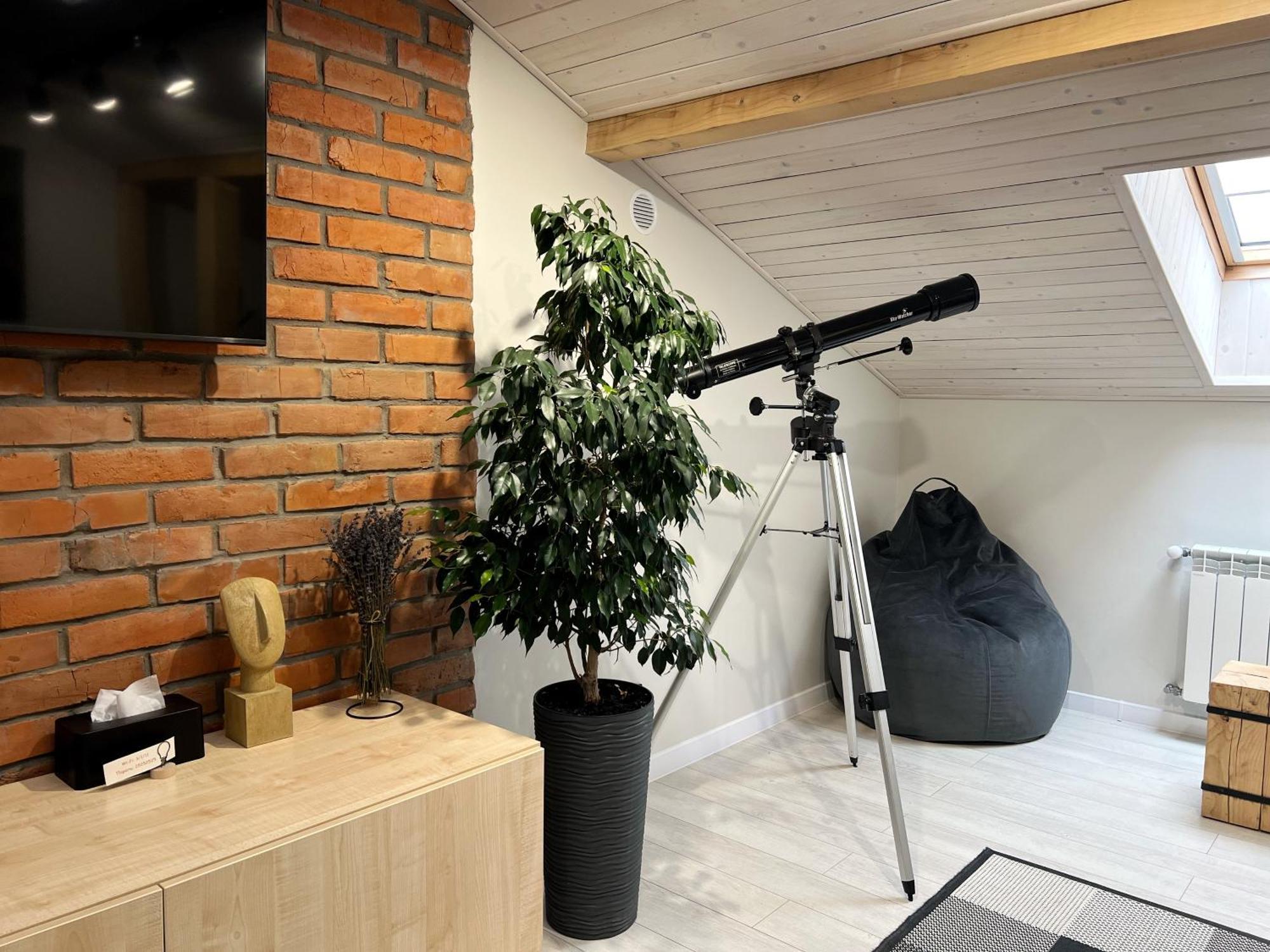 Ferienwohnung «Гори́Ще На Площі Польський Ринок» Kamjanez-Podilskyj Exterior foto