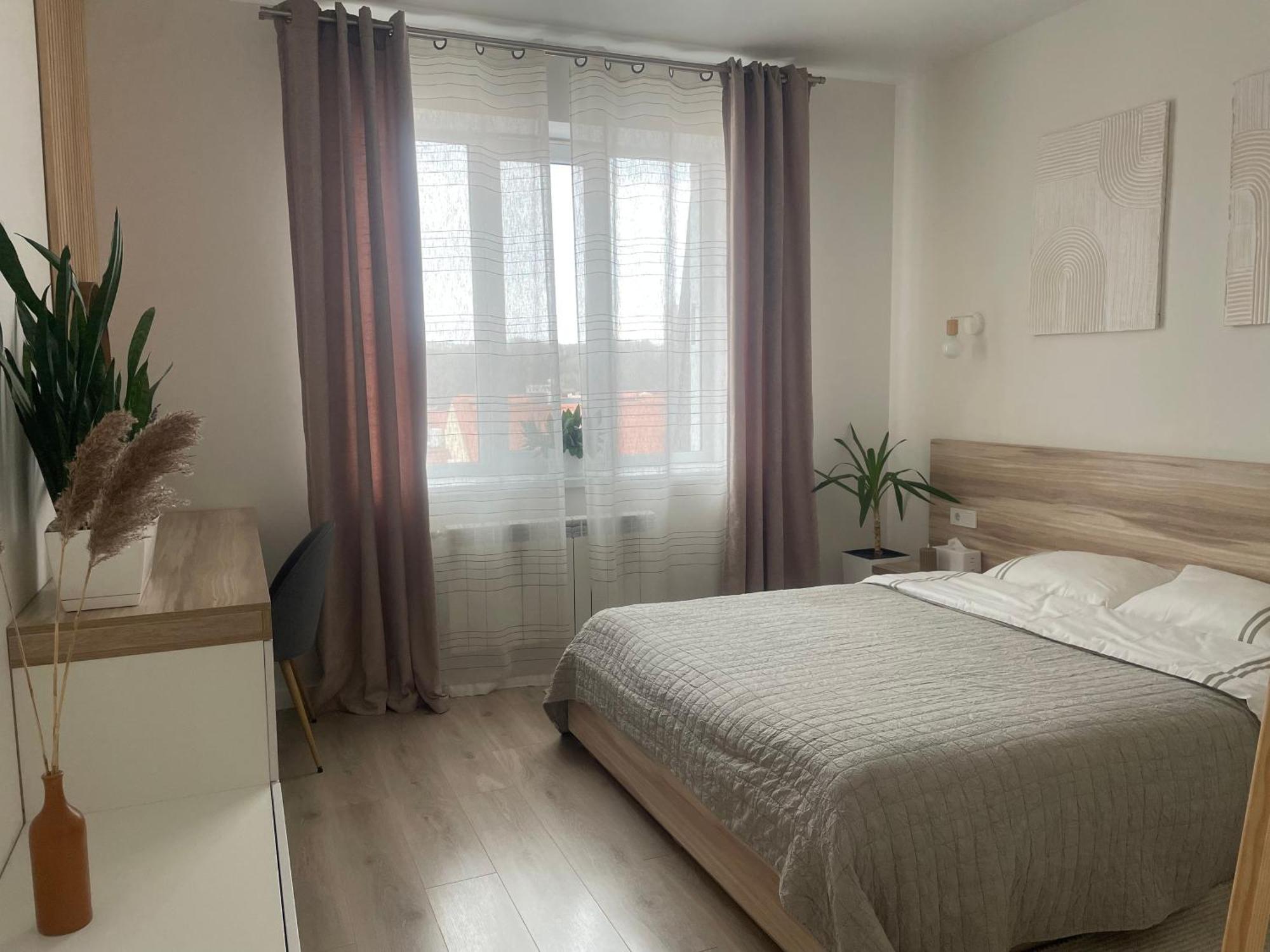 Ferienwohnung «Гори́Ще На Площі Польський Ринок» Kamjanez-Podilskyj Exterior foto